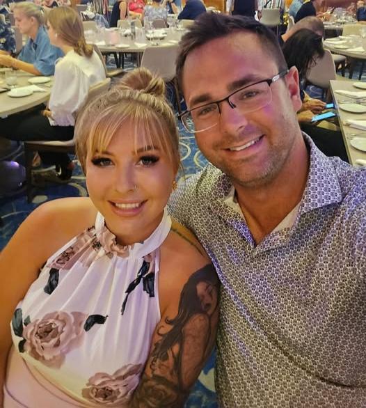 Nikki and Robbie